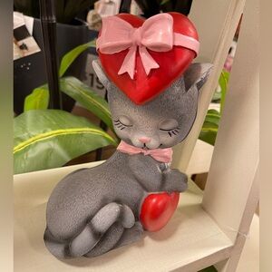 Valentine’s Day Cat Love Cat Red Heart Pink Bow Resin Tabletop Decor NWT